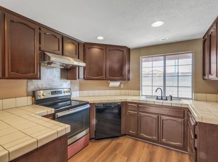 8100 Halladale Ct, Sacramento, CA 95829 Photo