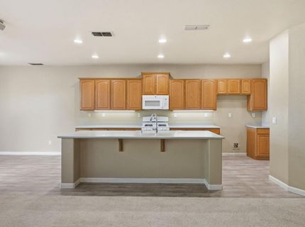 5560 Lackland Way, Sacramento, CA 95835 Photo