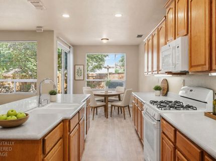 5560 Lackland Way, Sacramento, CA 95835 Photo