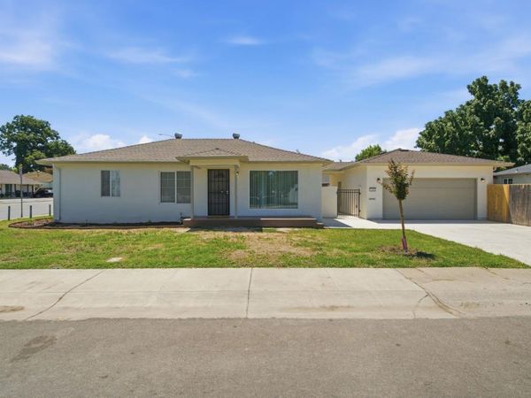 1404 Middlefield Ave, Stockton, CA 95204