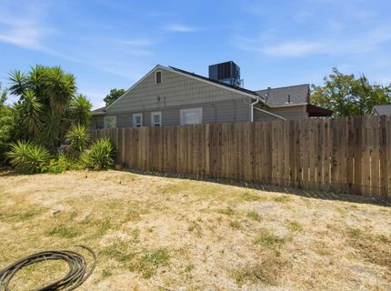1404 Middlefield Ave, Stockton, CA 95204 Photo