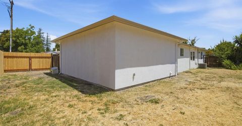 1404 Middlefield Ave, Stockton, CA 95204 Photo