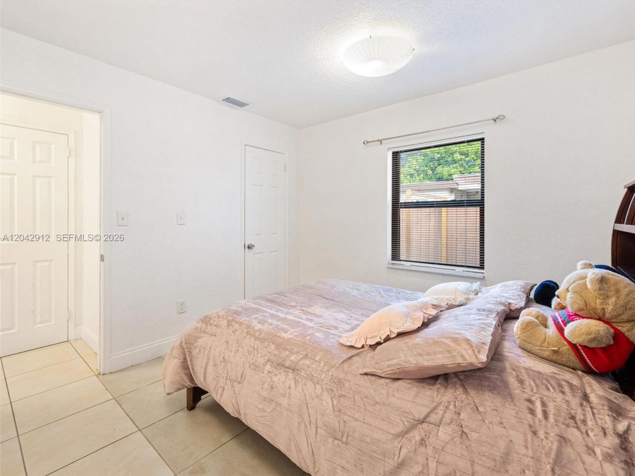700 Davie Boulevard, Fort Lauderdale, FL 33315 Photo