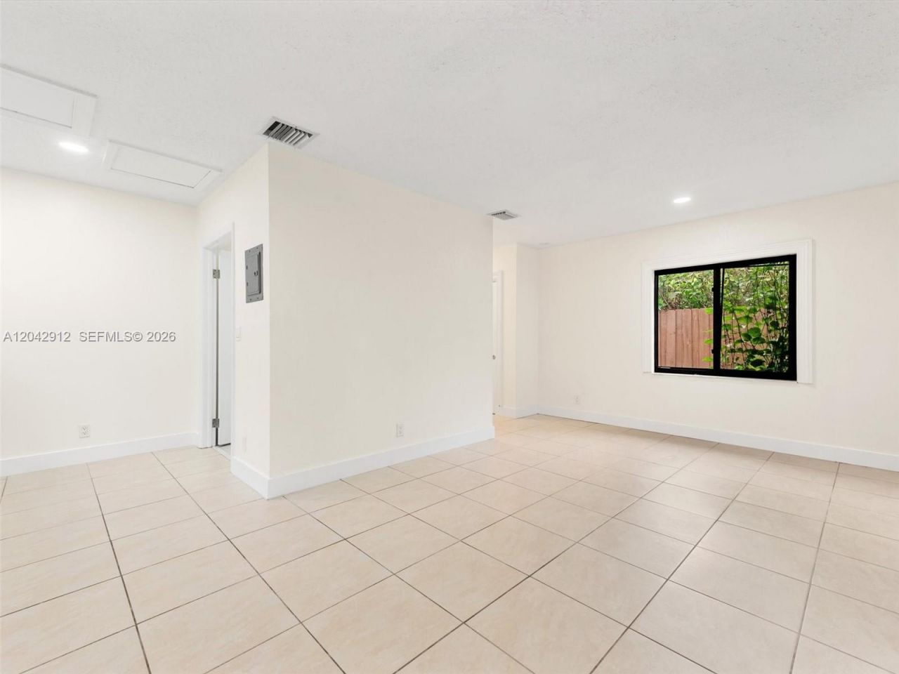 700 Davie Boulevard, Fort Lauderdale, FL 33315 Photo