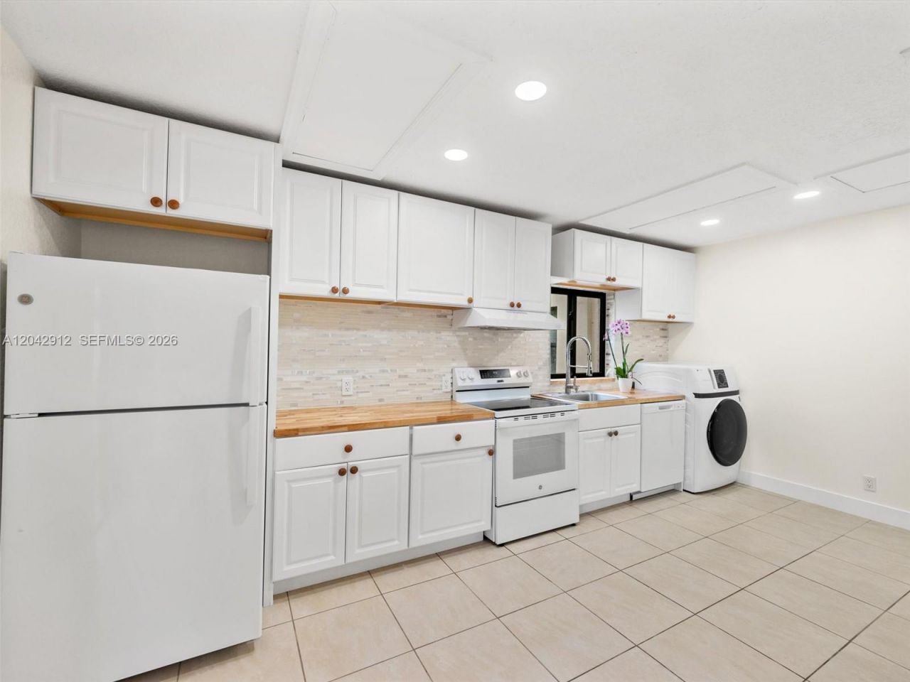 700 Davie Boulevard, Fort Lauderdale, FL 33315 Photo