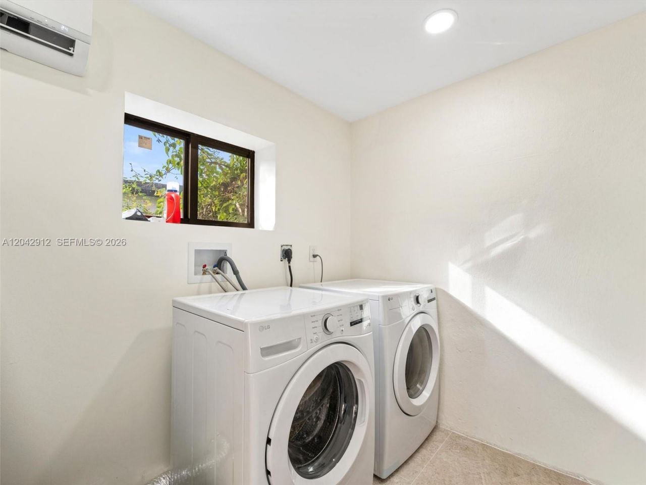 700 Davie Boulevard, Fort Lauderdale, FL 33315 Photo