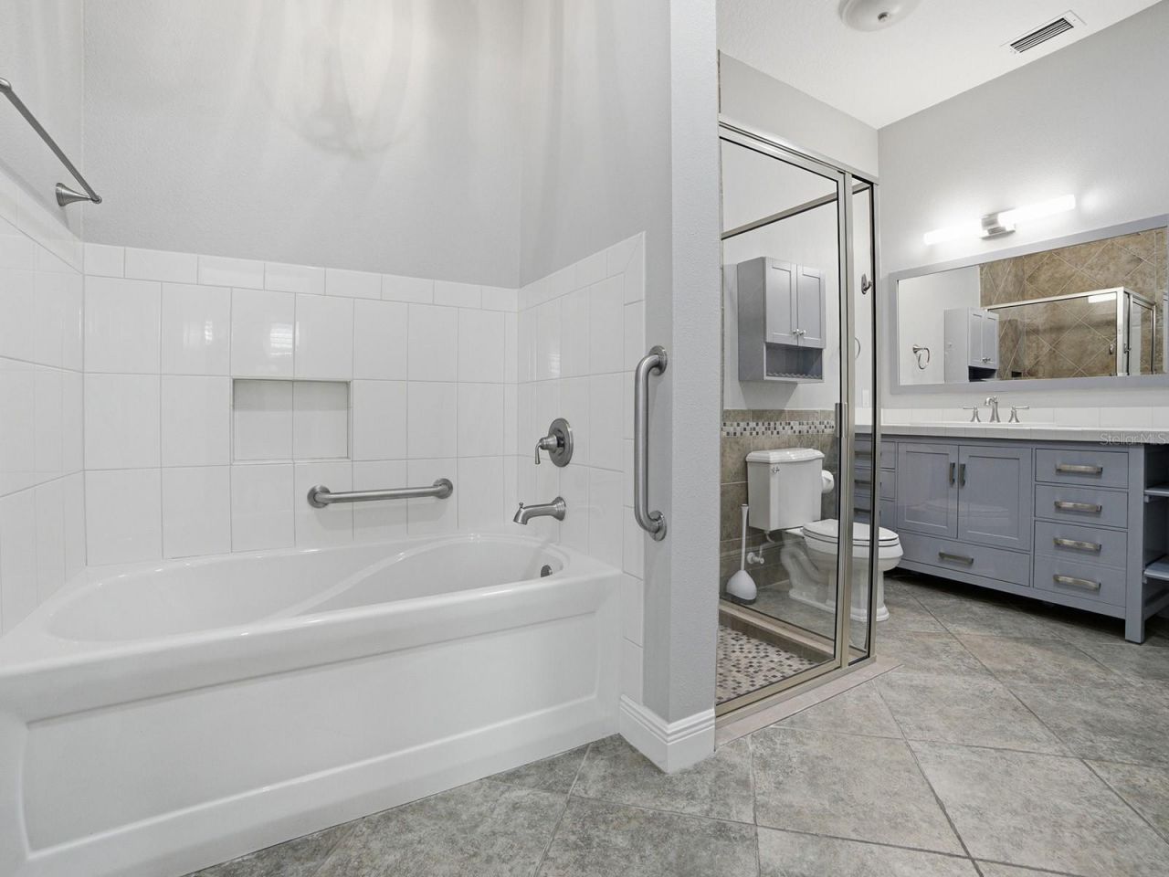 1792 Lake Miona Drive, The Villages, FL 32162 Photo