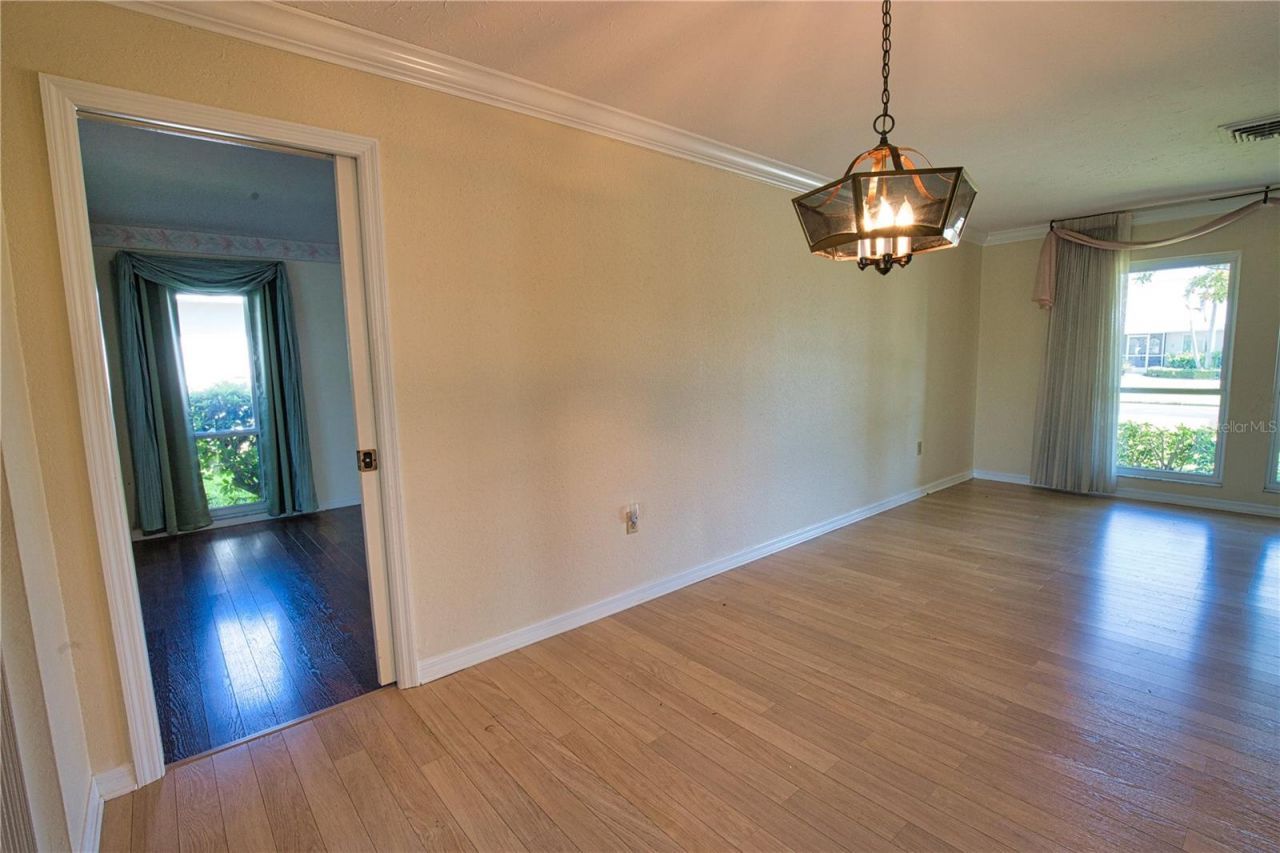 902 Pinehurst Lane, Venice, FL 34293 Photo