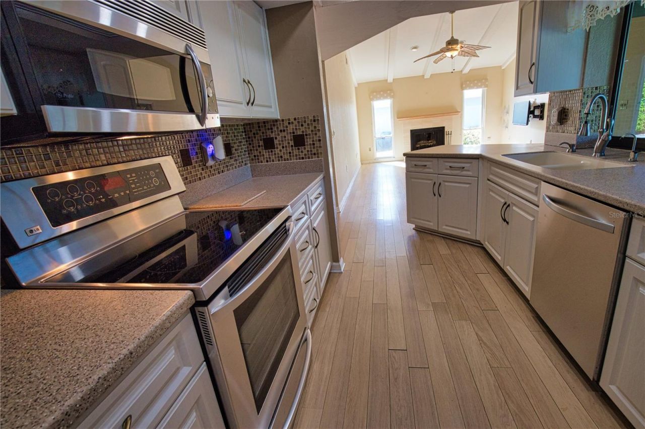 902 Pinehurst Lane, Venice, FL 34293 Photo