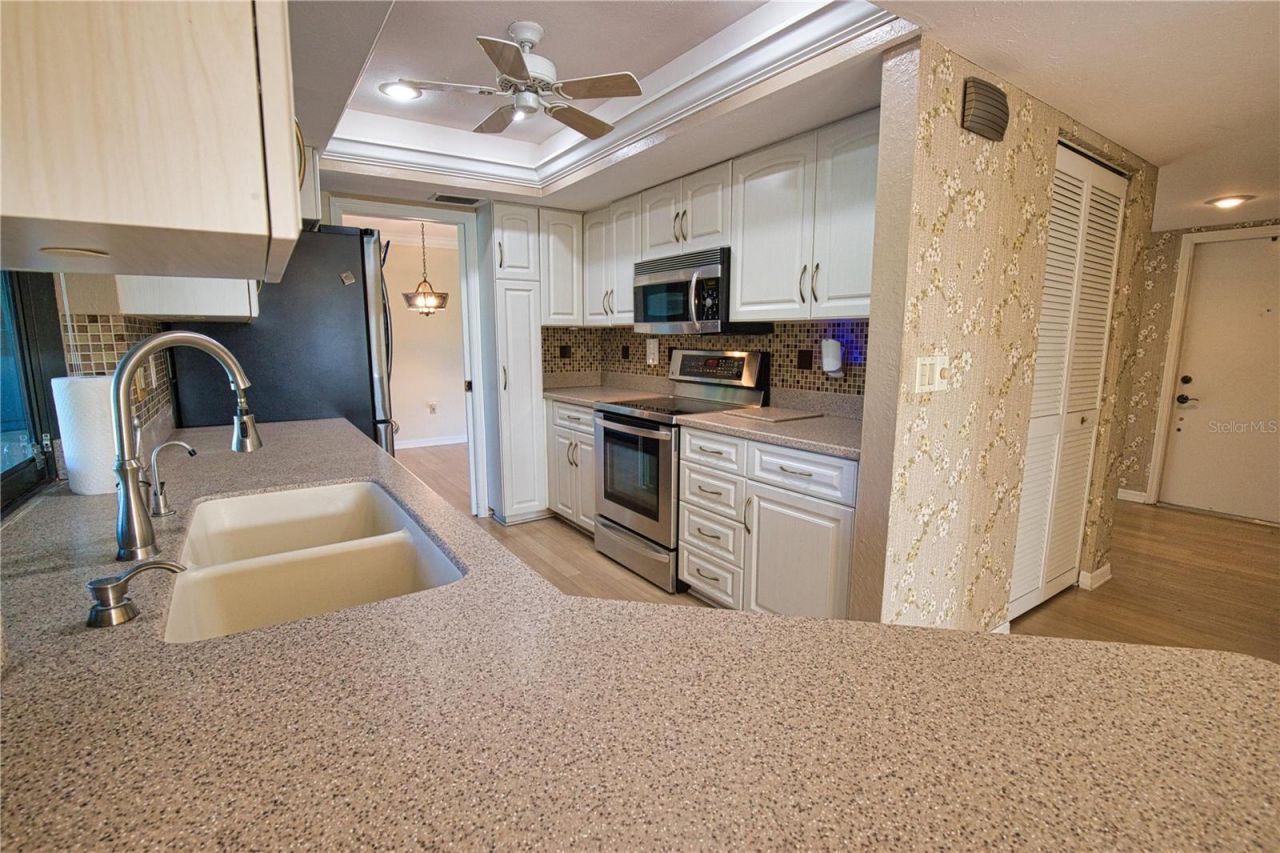 902 Pinehurst Lane, Venice, FL 34293 Photo