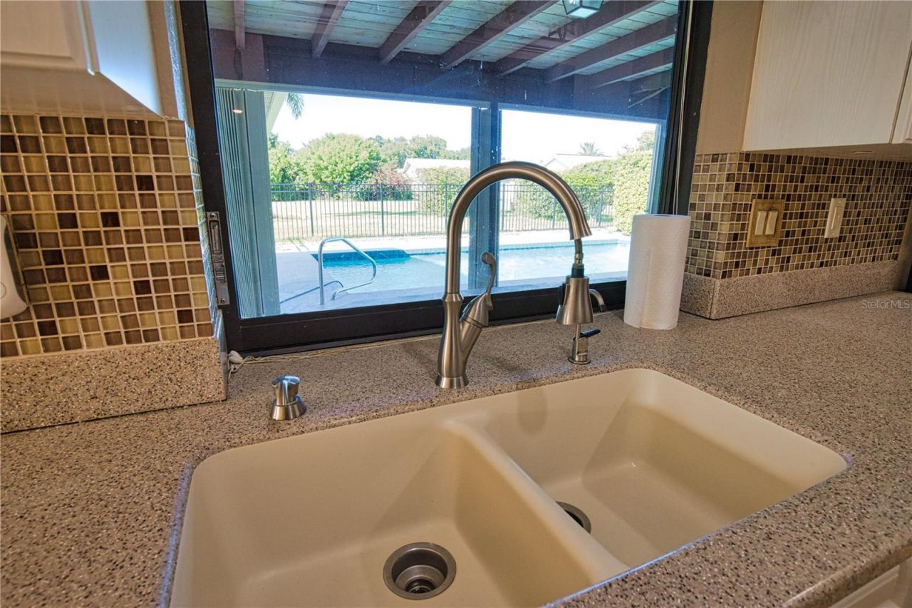 902 Pinehurst Lane, Venice, FL 34293 Photo