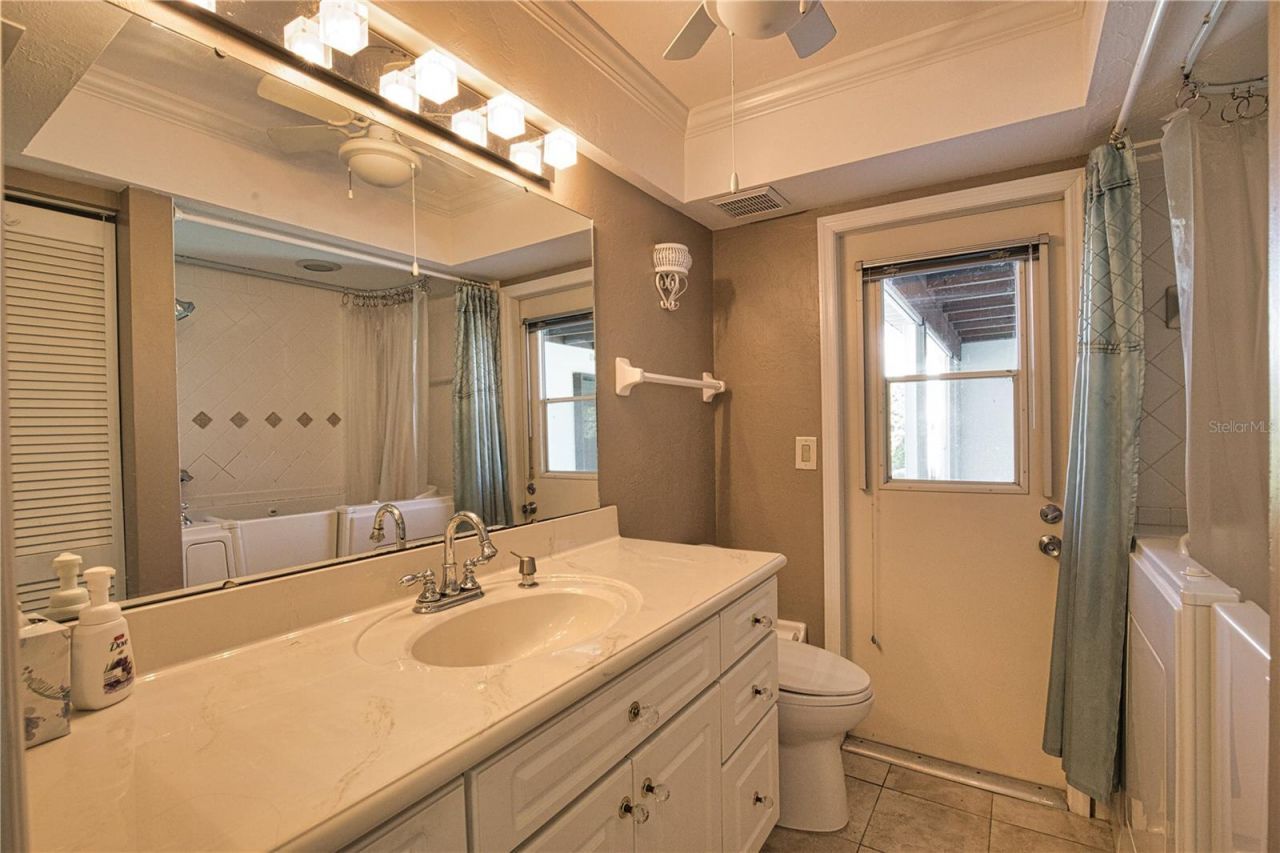 902 Pinehurst Lane, Venice, FL 34293 Photo