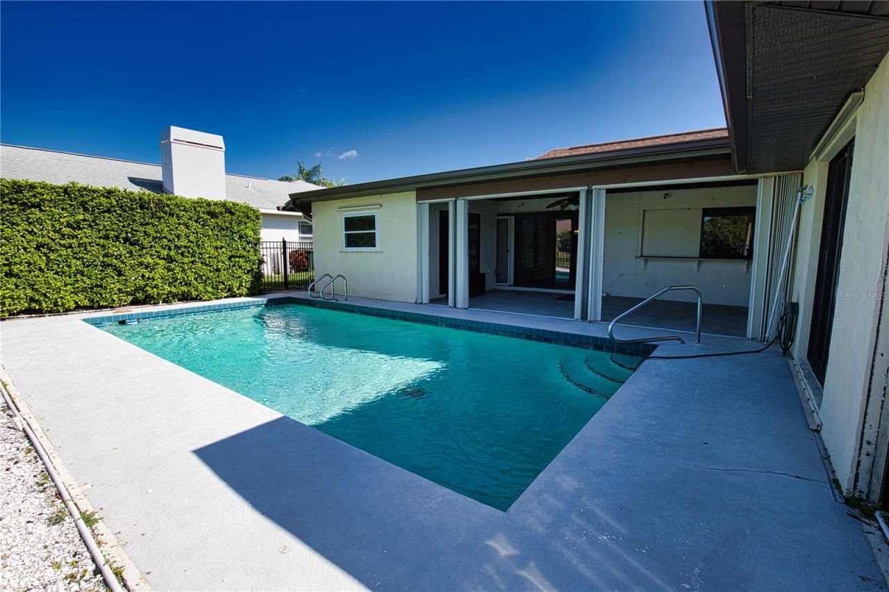902 Pinehurst Lane, Venice, FL 34293 Photo