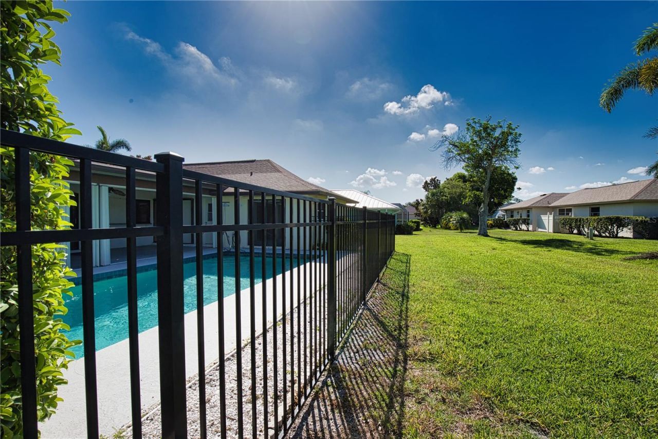 902 Pinehurst Lane, Venice, FL 34293 Photo