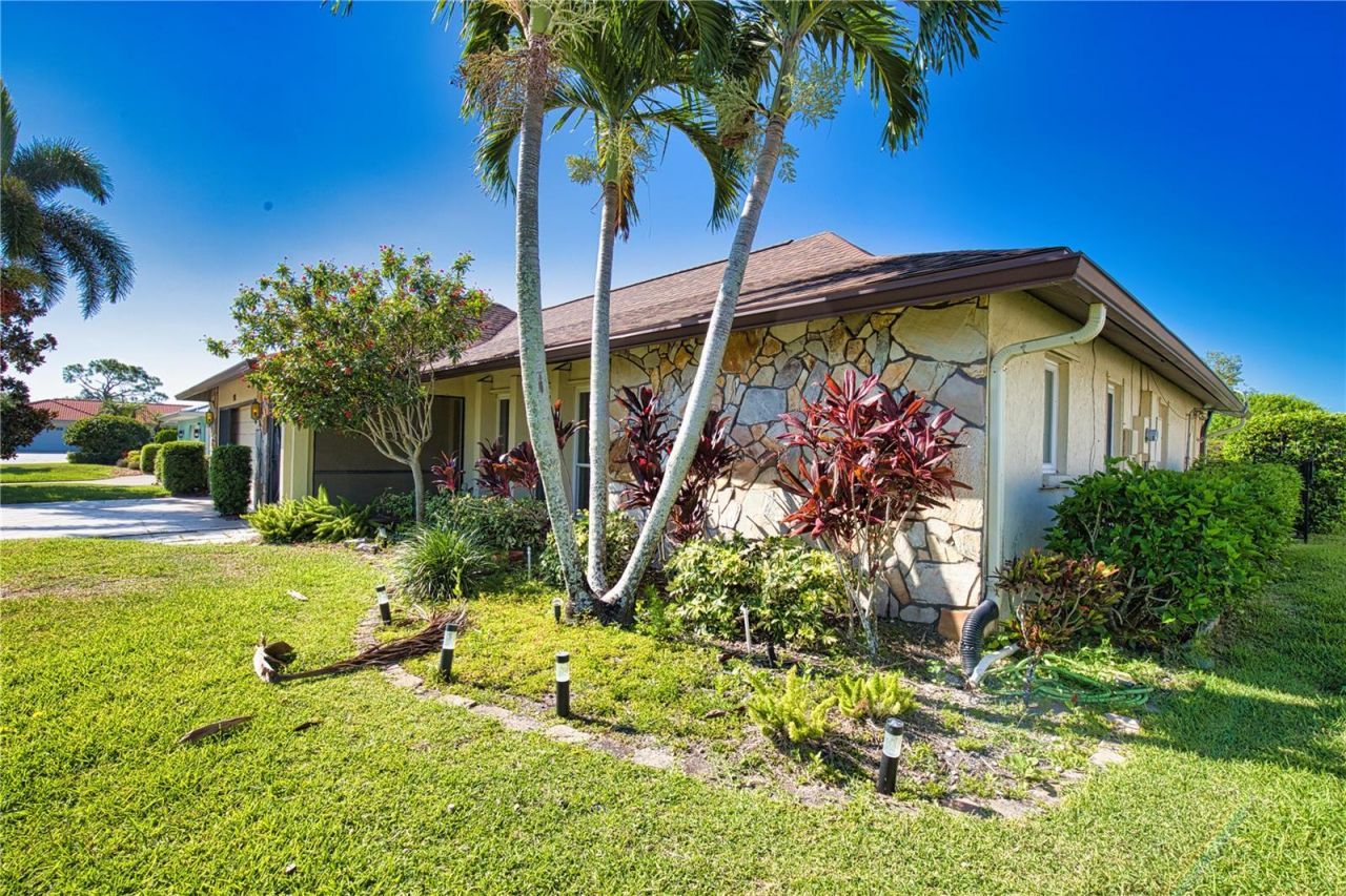 902 Pinehurst Lane, Venice, FL 34293 Photo