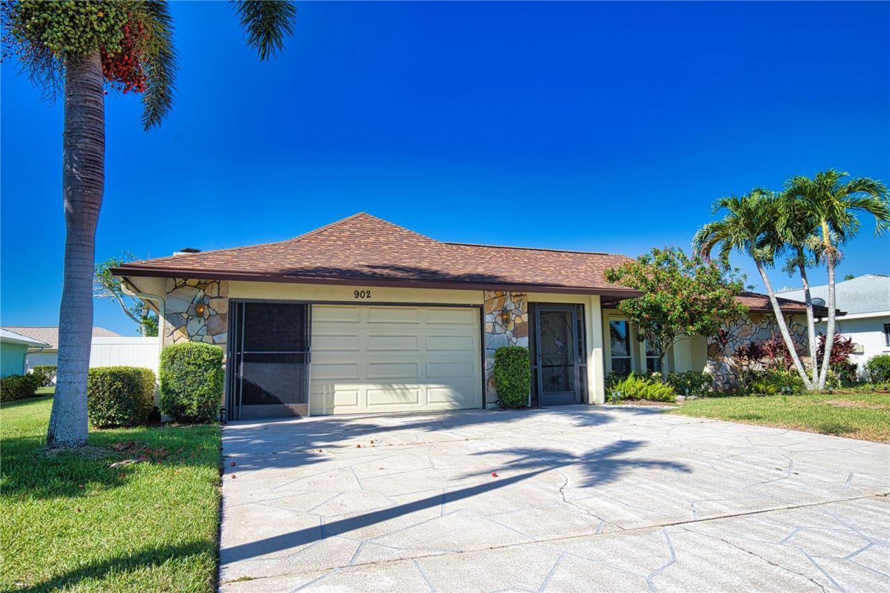 902 Pinehurst Lane, Venice, FL 34293 Photo