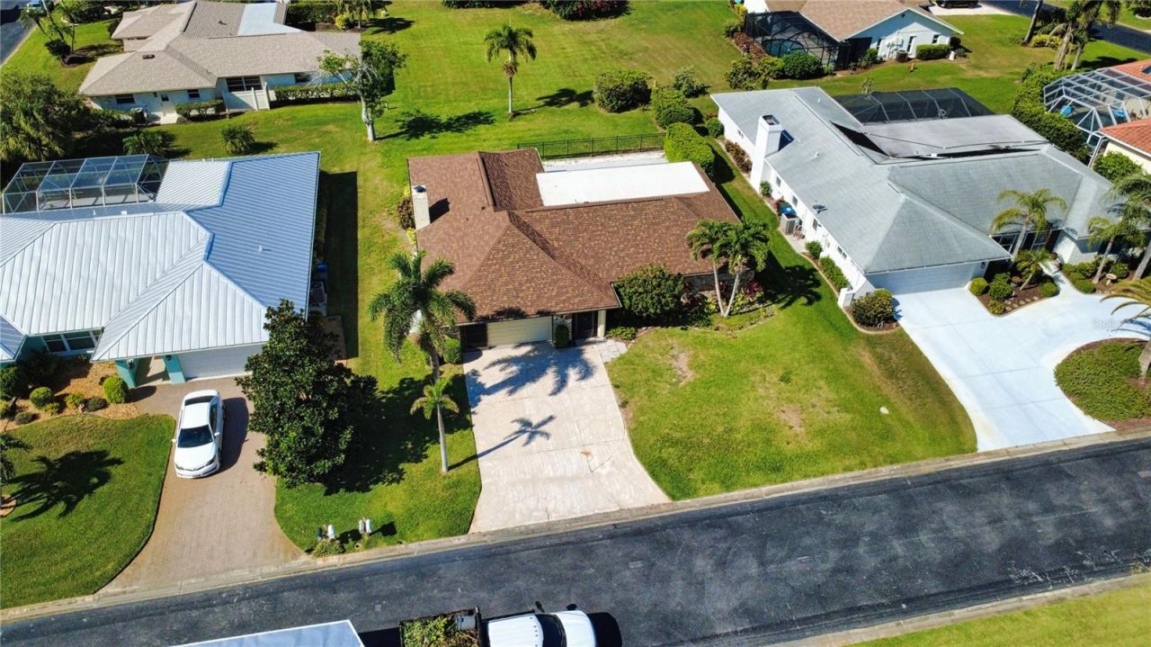 902 Pinehurst Lane, Venice, FL 34293 Photo