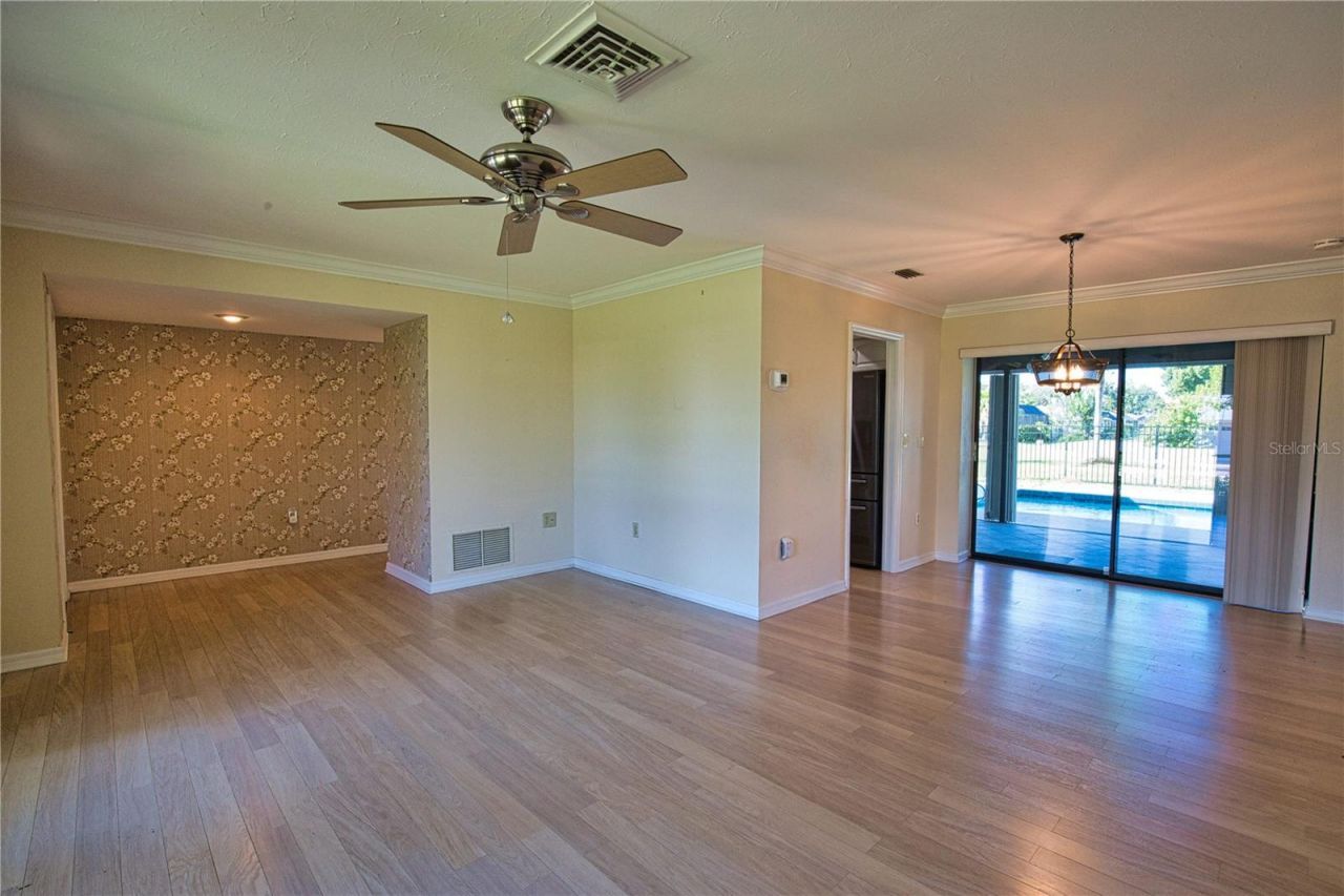 902 Pinehurst Lane, Venice, FL 34293 Photo