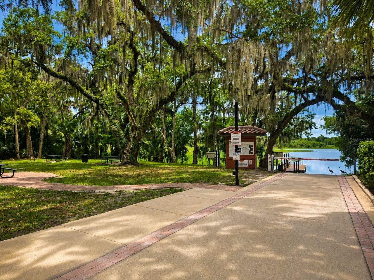 172 Lazio Circle , Debary, FL 32713 Photo