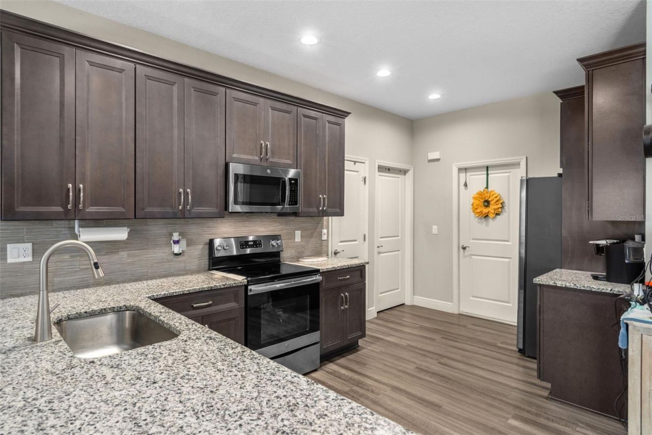 15577 Sago Drive , Brooksville, FL 34604 Photo