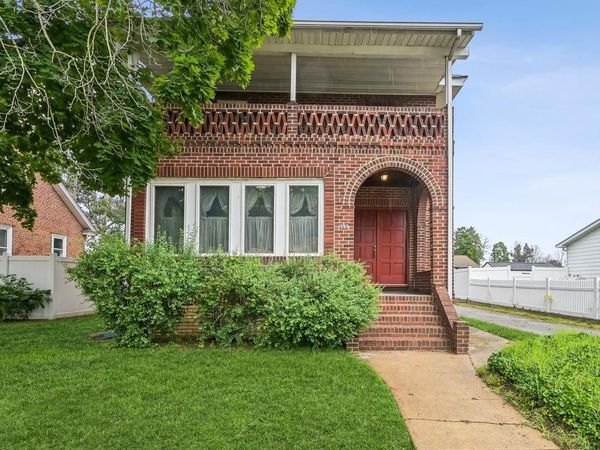 119 E BROAD STREET, GIBBSTOWN, NJ 08027