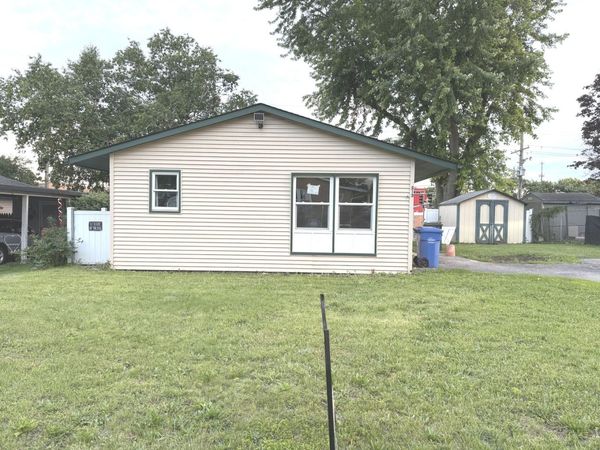 213 Butte Lane , Carpentersville, IL 60110