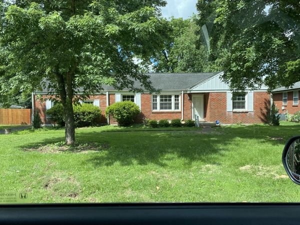 242 Graeme Dr , Nashville, TN 37214