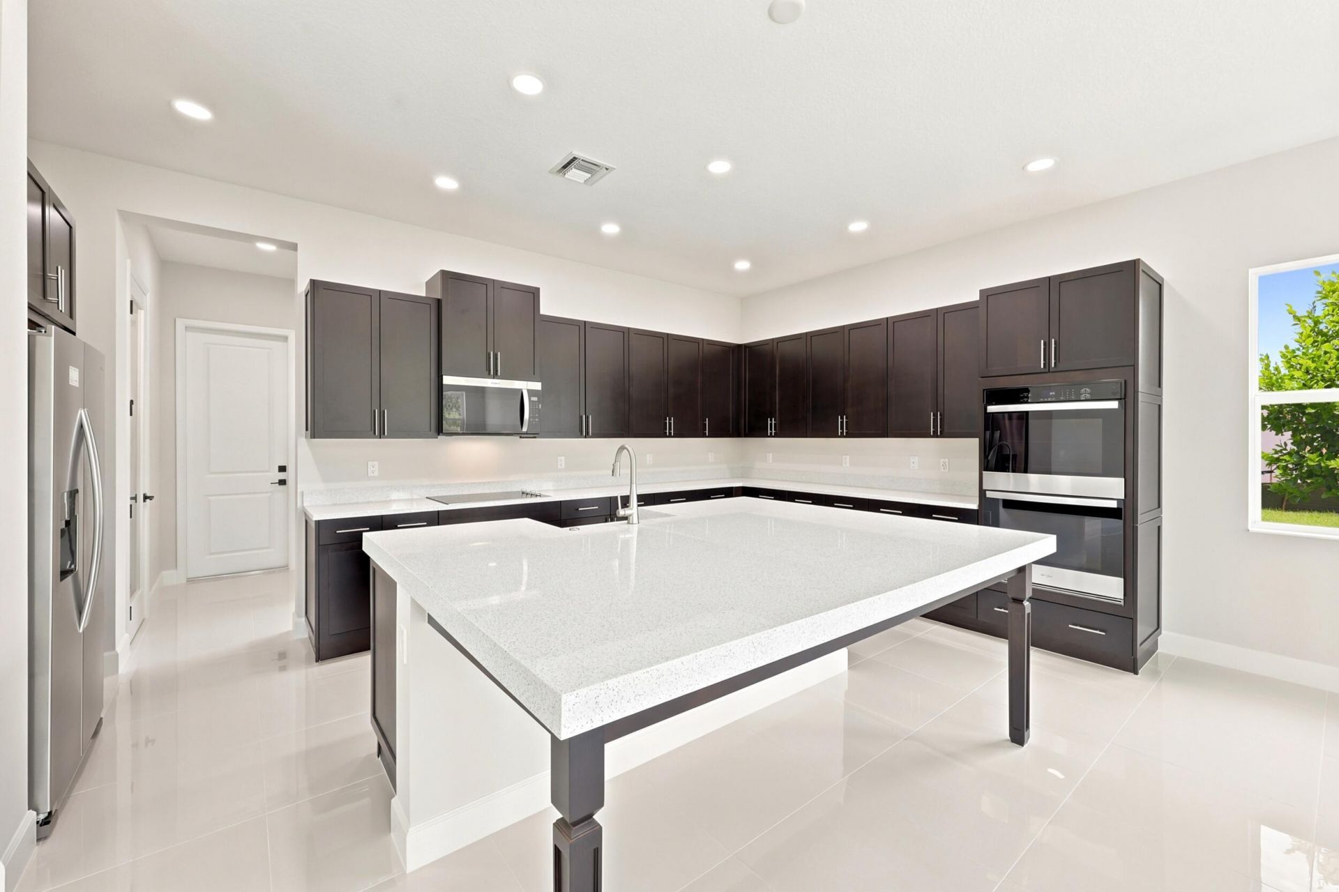 14261 Spruce Pine Drive, Westlake, FL 33470 Photo