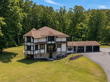 307 Fishers Road , Pittsford, NY 14534