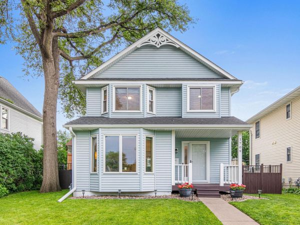 1709 Tyler Street NE, Minneapolis, MN 55413