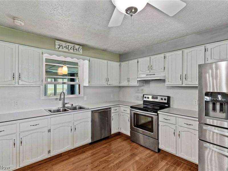 7728 Brunswick Circle NW, Massillon, OH 44646 Photo 10