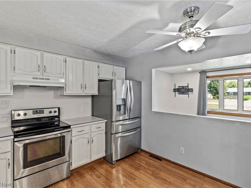 7728 Brunswick Circle NW, Massillon, OH 44646 Photo 12