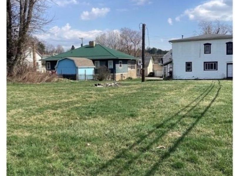 N Philadelphia Rear, Freeport, OH 43973 Photo 2