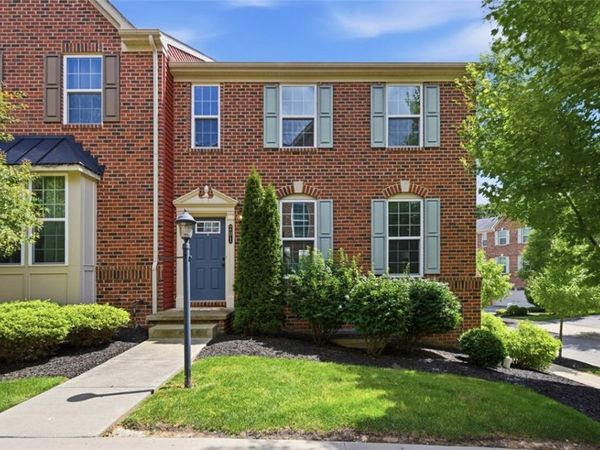 201 Thornapple Lane, Cranberry Twp, PA 16066