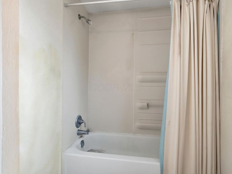 4943 Warminster Drive, Columbus, OH 43232 Photo 20