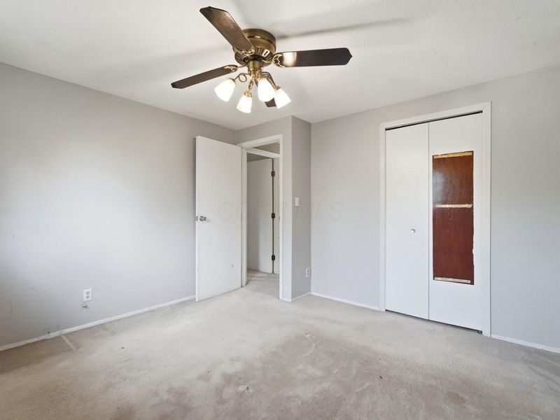 4943 Warminster Drive, Columbus, OH 43232 Photo 21