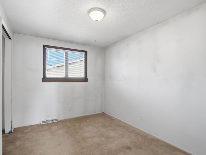 4943 Warminster Drive, Columbus, OH 43232 Photo 25
