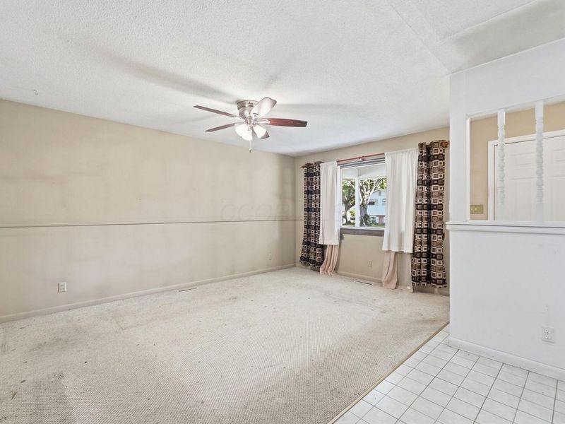 4943 Warminster Drive, Columbus, OH 43232 Photo 6