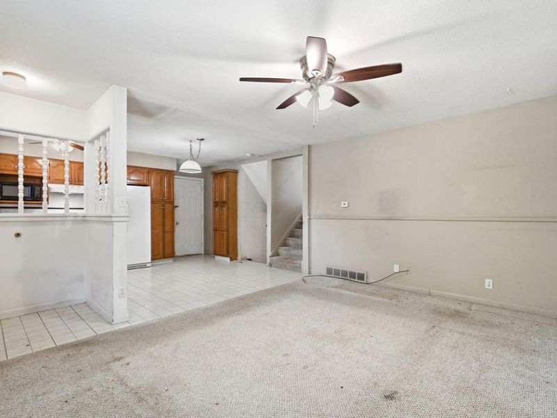 4943 Warminster Drive, Columbus, OH 43232 Photo 8