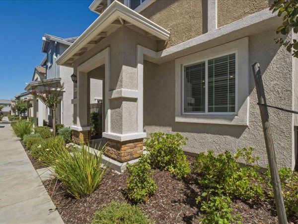 6016 San Rafael Ln, Roseville, CA 95747