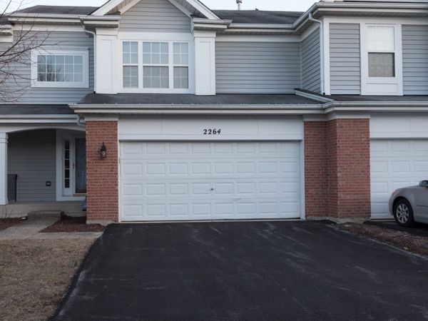 2264 Foxmoor Lane , Aurora, IL 60502