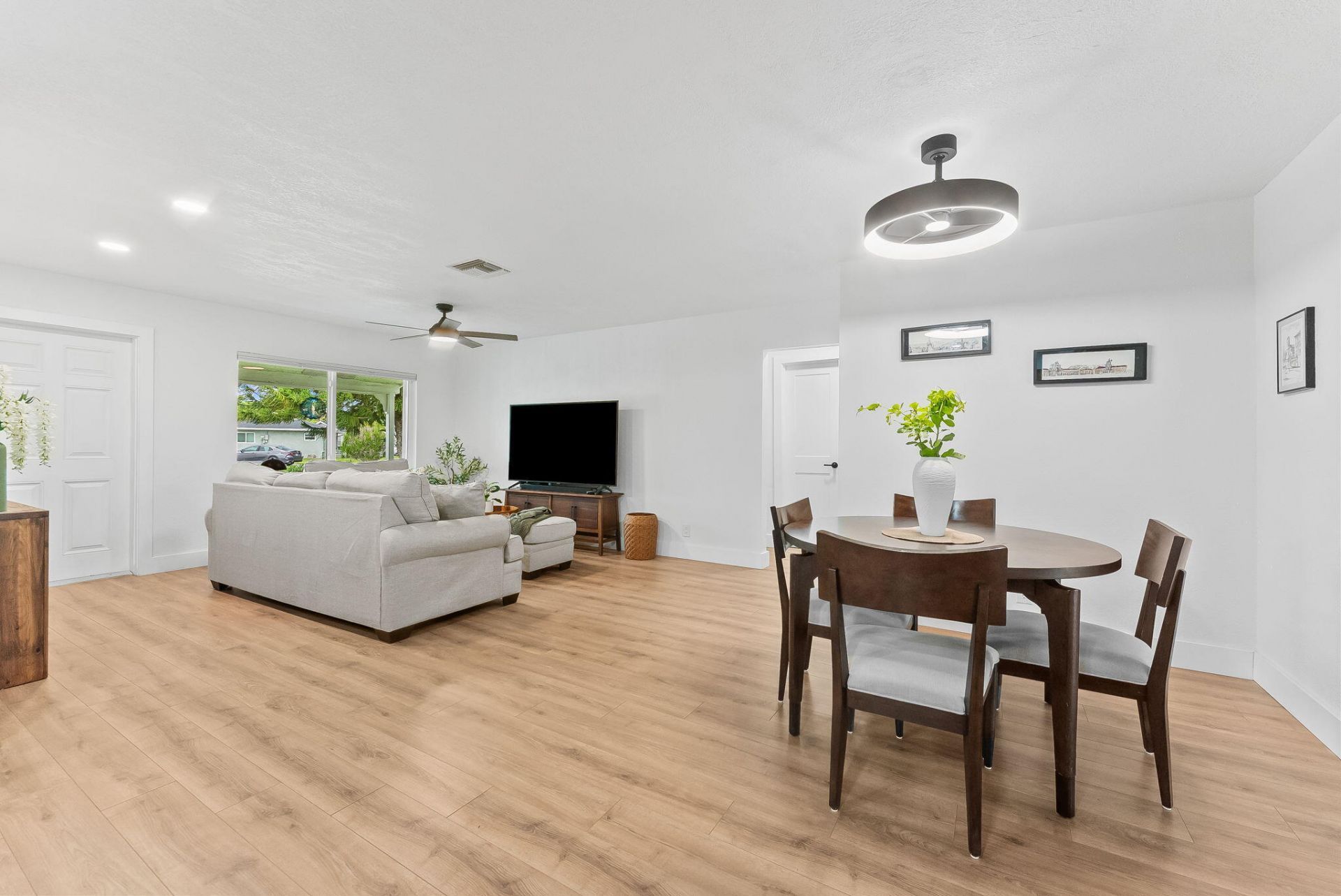7100 NW 92nd Avenue, Tamarac, FL 33321 Photo