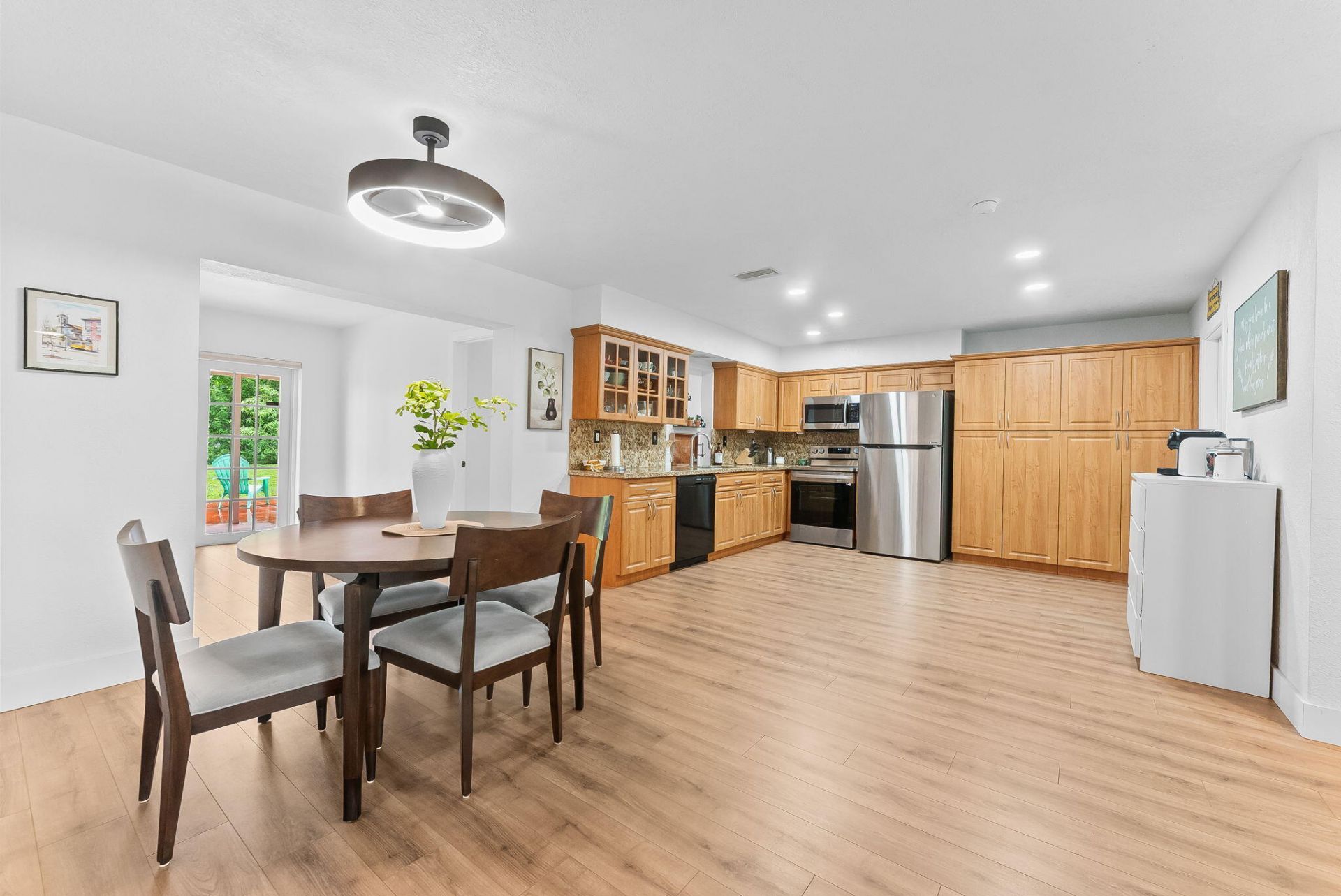 7100 NW 92nd Avenue, Tamarac, FL 33321 Photo