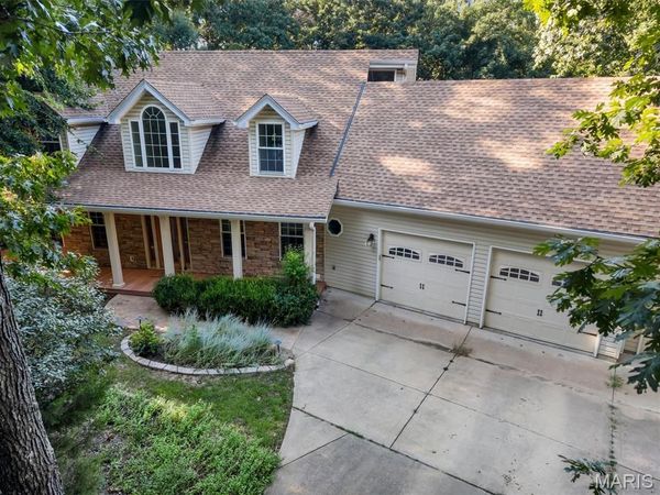 1549 Paradise Valley Drive, High Ridge, MO 63049