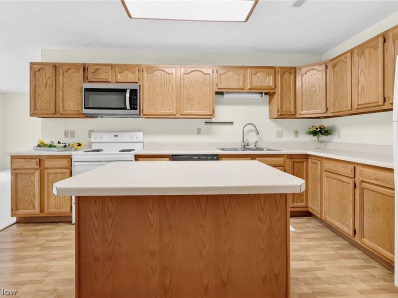 1044 Patrick Place, Unit 12, Wooster, OH 44691 Photo 13