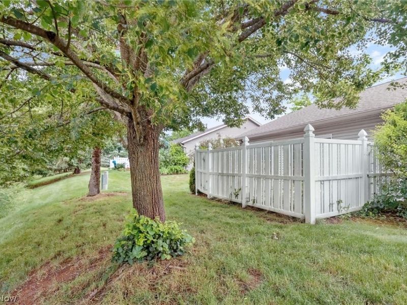 1044 Patrick Place, Unit 12, Wooster, OH 44691 Photo 32