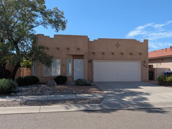 7604 Calle Armonia NE, Albuquerque, NM 87113