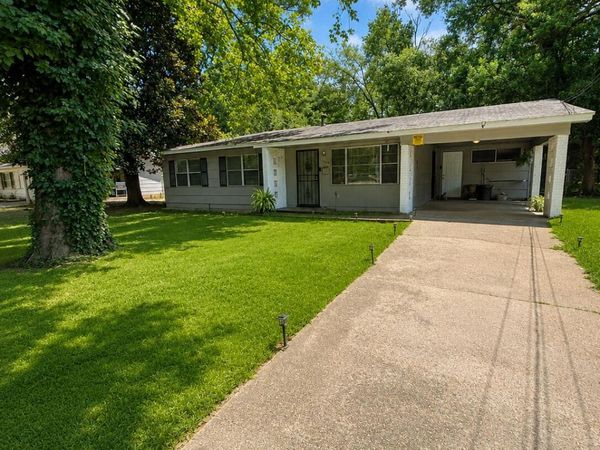 1032 Maria Drive, Jackson, MS 39204