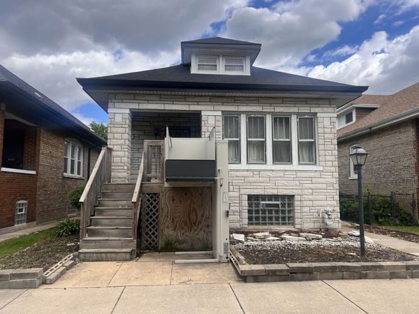 8753 S Laflin Street , Chicago, IL 60620