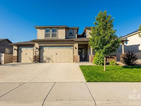10672 W W Daylily Ave, Star, ID 83669